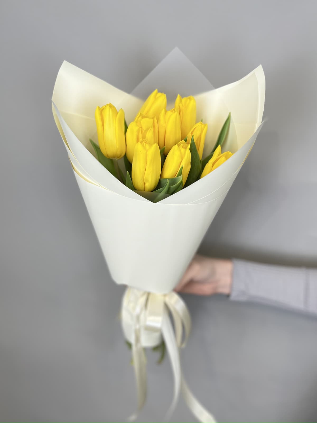 Букет из 9 желтых тюльпанов "Gold" XS