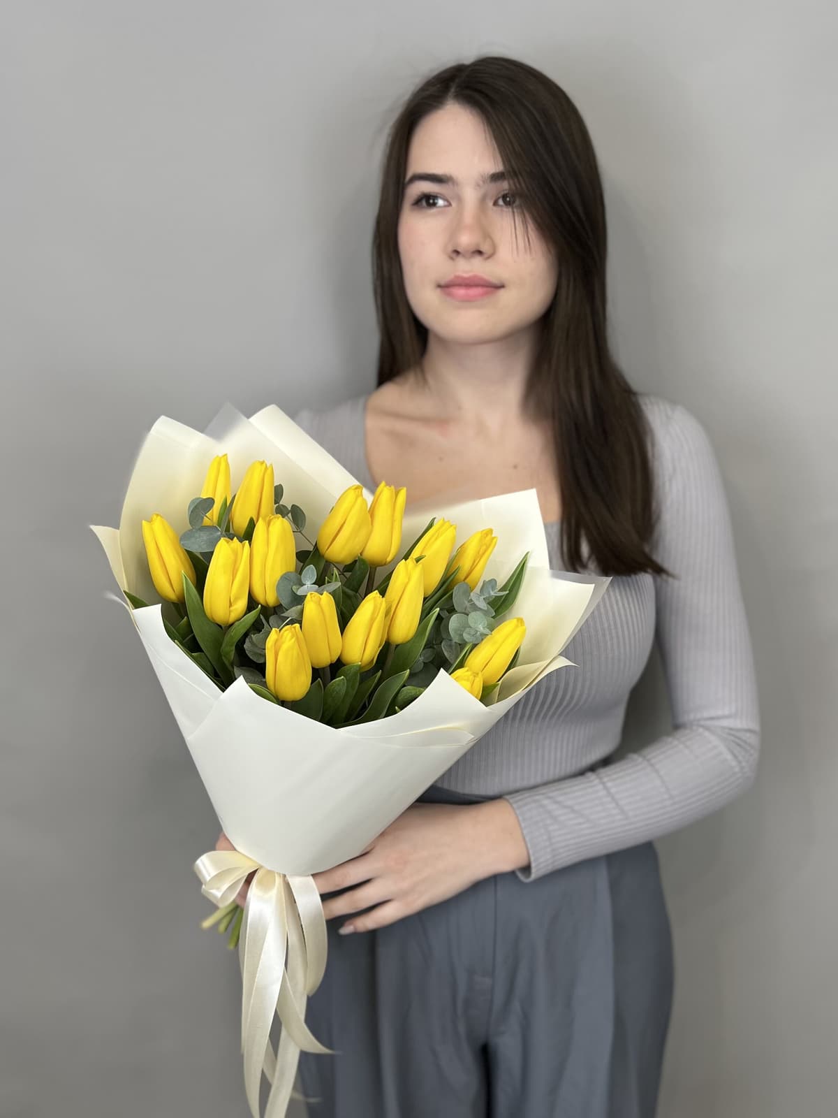 Популярный букет тюльпанов "Sunny" M
