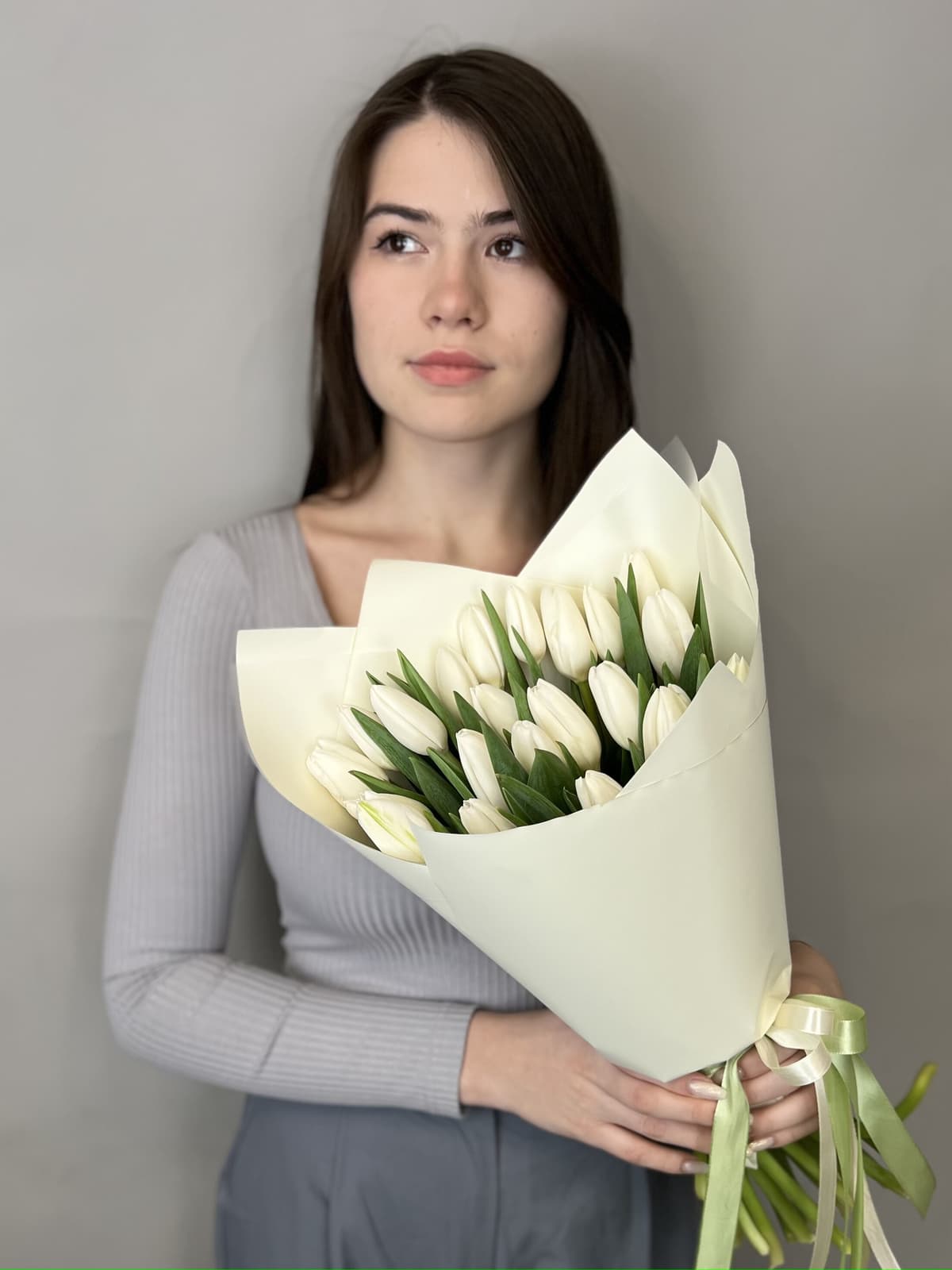 Букет из 21 белых тюльпанов "White" S