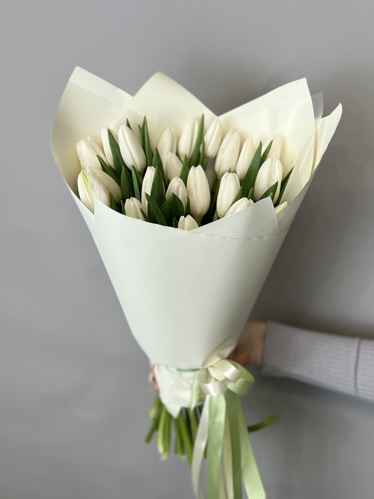 Букет из 21 белых тюльпанов "White" S