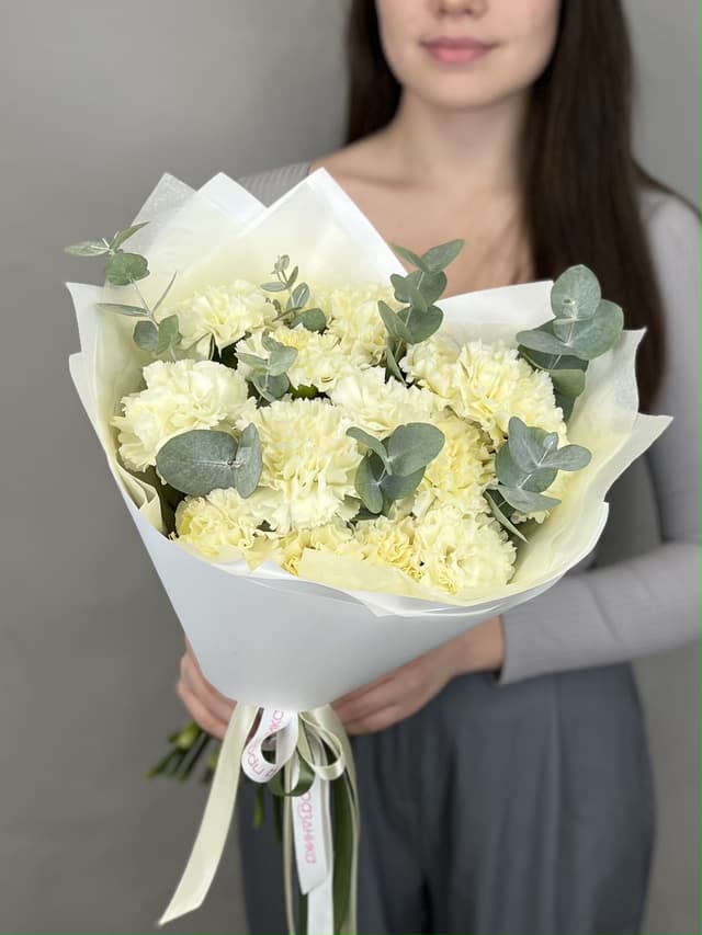 Дизайнерский букет "Встреча с тобой" сливочный Дизайнерский букет "Встреча с тобой" сливочный