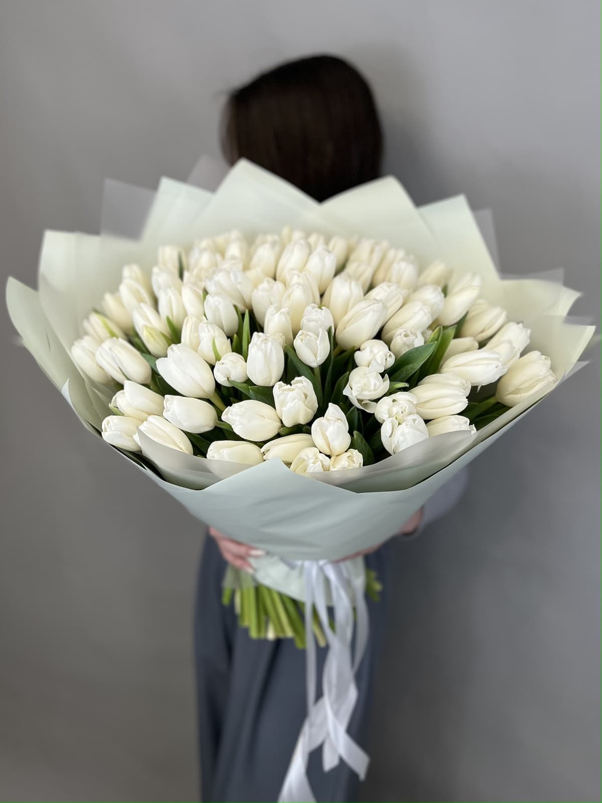 Роскошный букет из 101 белого тюльпана "White" XXL