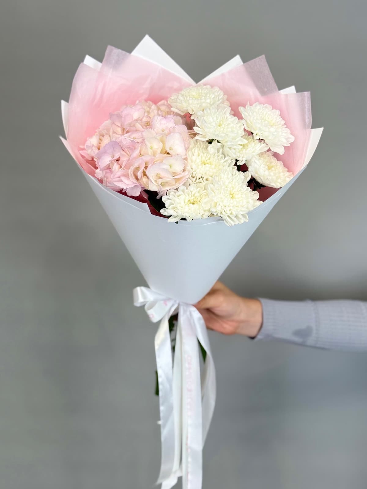 Дуо букет гортензия и хризантема