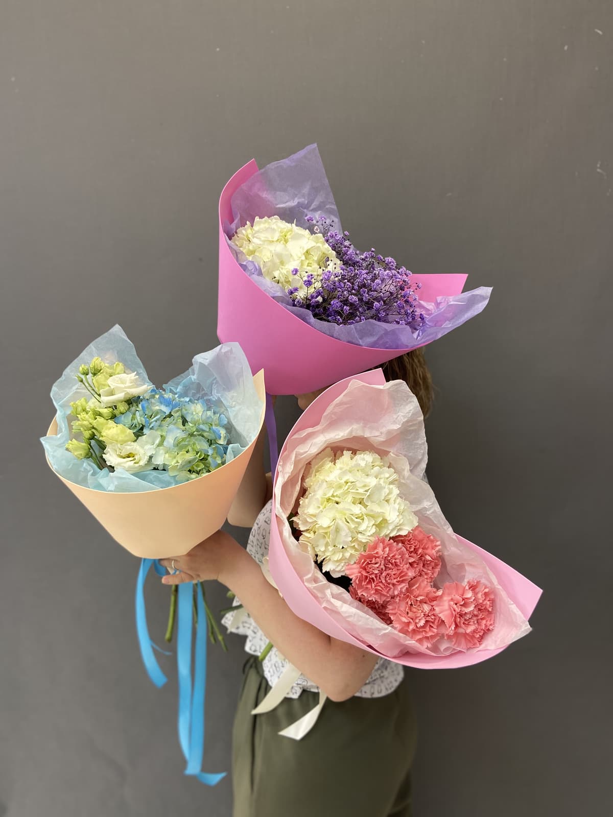 Дуо букет из Гортензии и Гвоздики в фоамиране