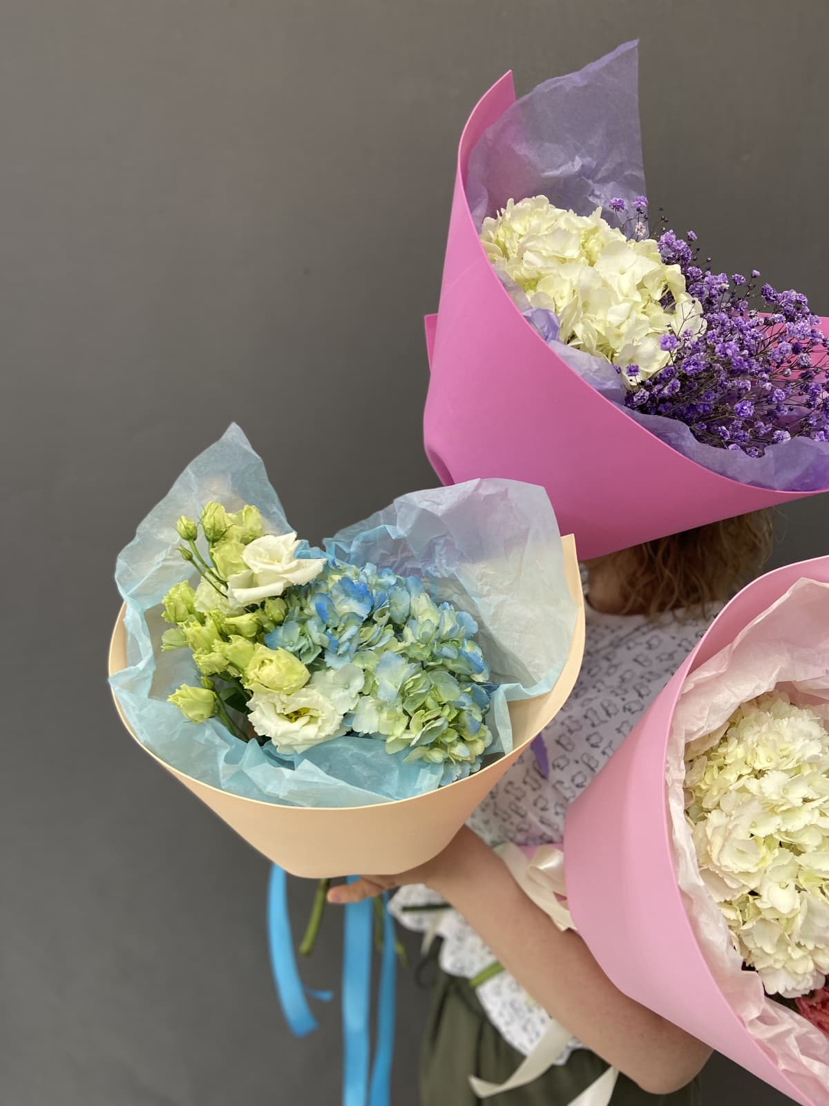 Дуо букет из Гортензии и Гвоздики в фоамиране