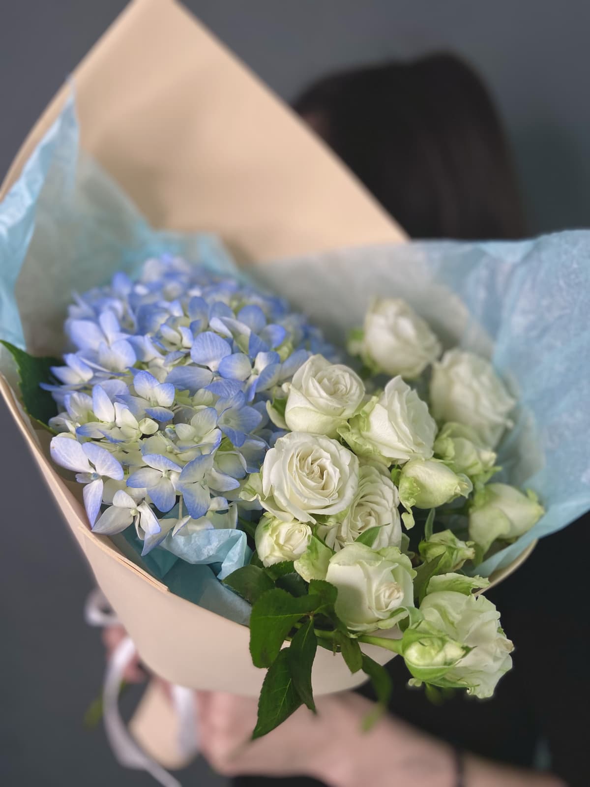 Дуо букет из Кустовых роз и Гортензии