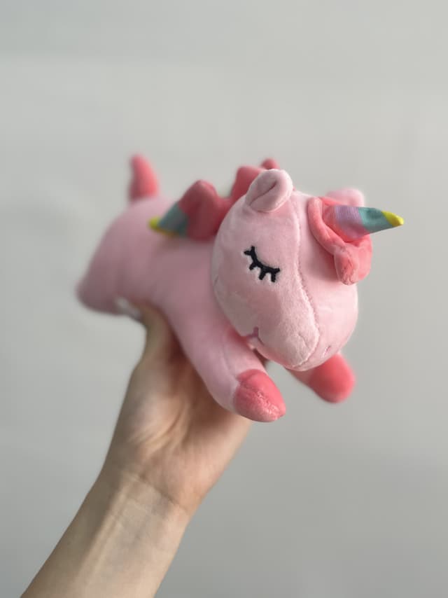 Единорог розовый 22 см Единорог розовый 22 см