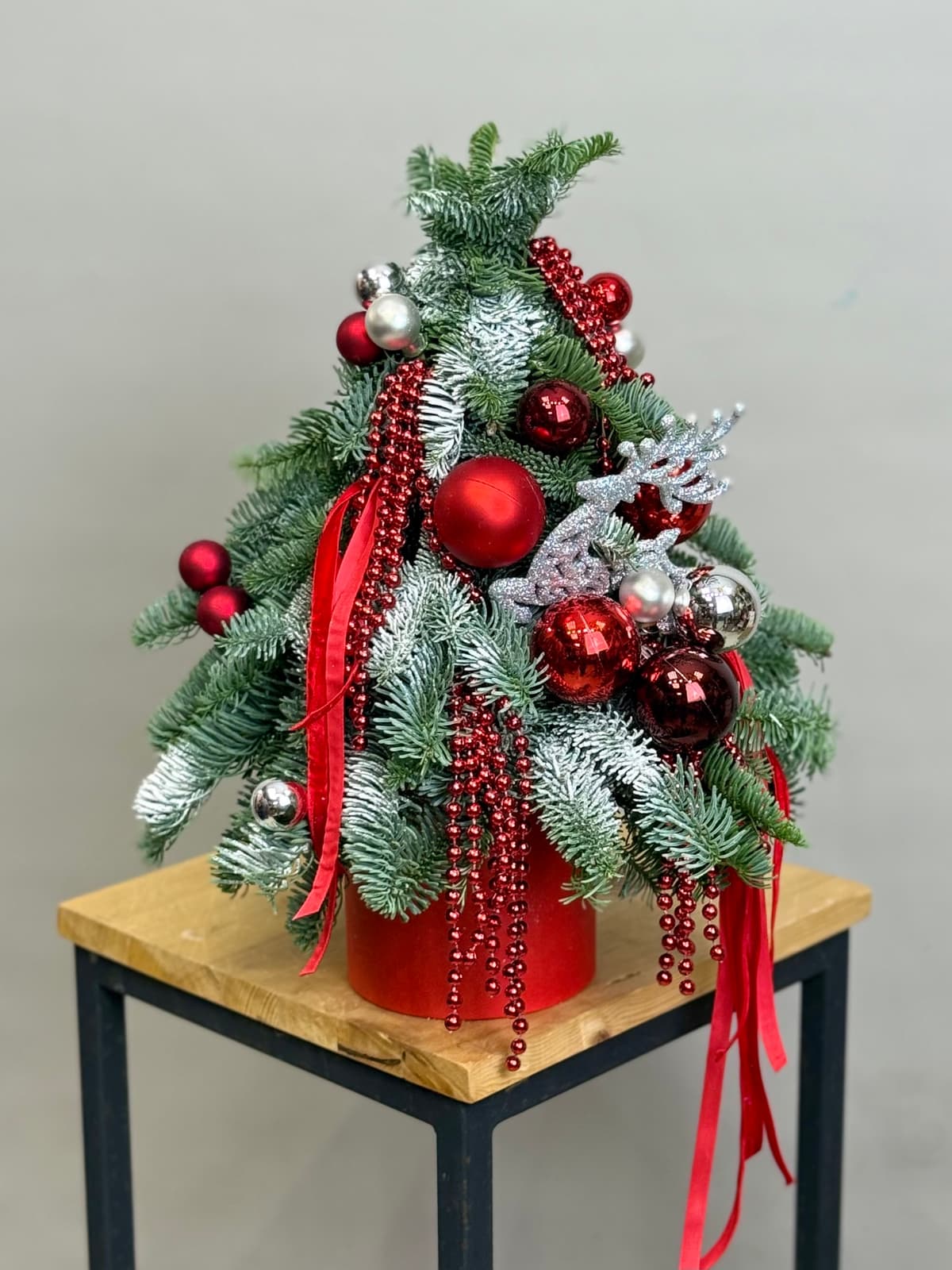 Елка "Silver red"