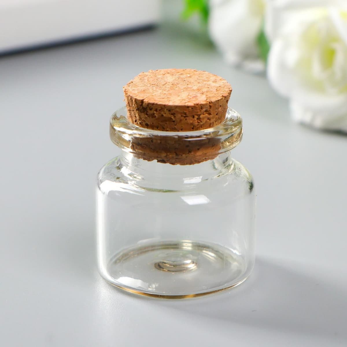 Флористический декор "Бутылочка с пробкой"