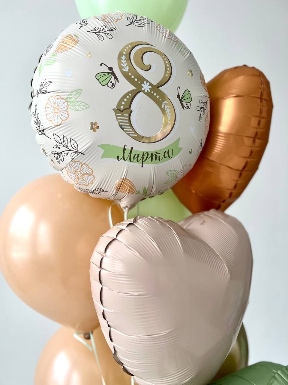 Фонтан из шаров «8 Марта Беж»