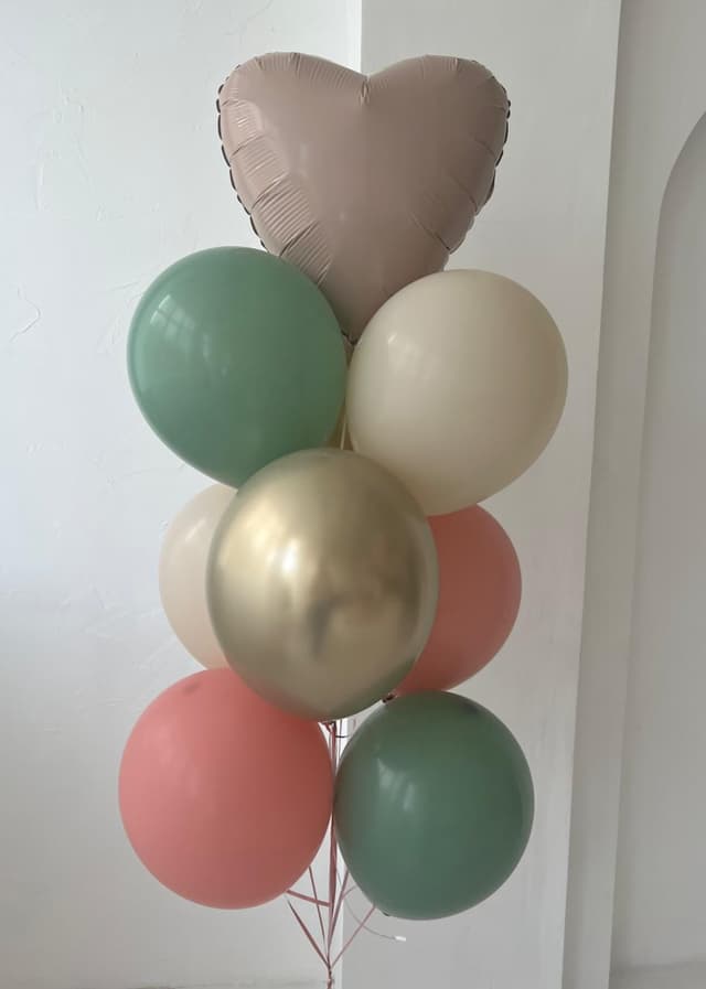 Фонтан из Шаров «Беж» Фонтан из Шаров «Беж»