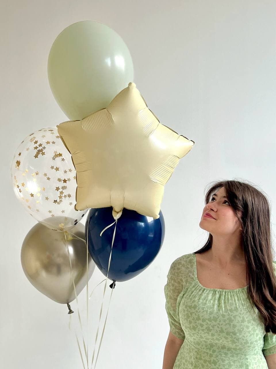 Фонтан из шаров «Крем»