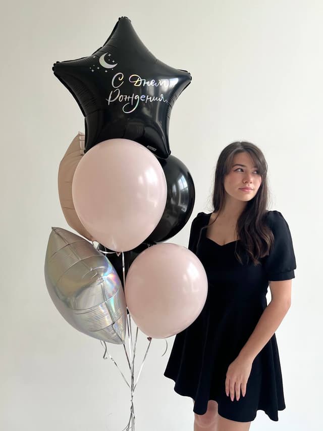 Фонтан из шаров «Лунная кошка» Фонтан из шаров «Лунная кошка»