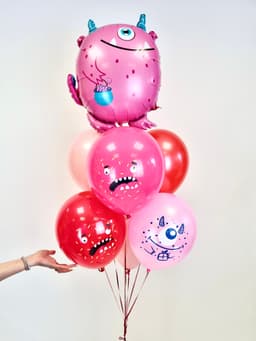 Фонтан из шаров "Монстрик Джуди"
