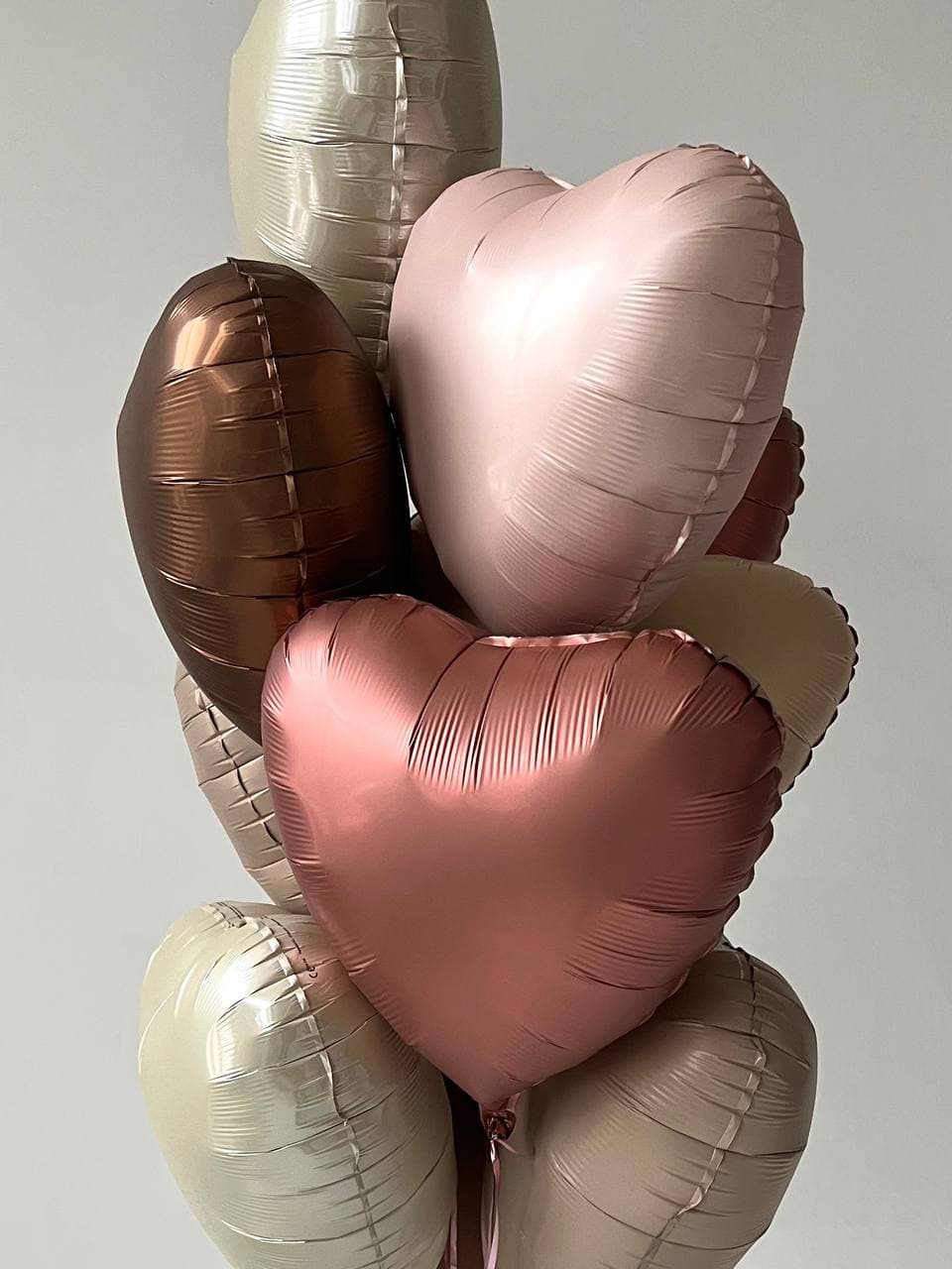 Фонтан из шаров «Ванильное небо»