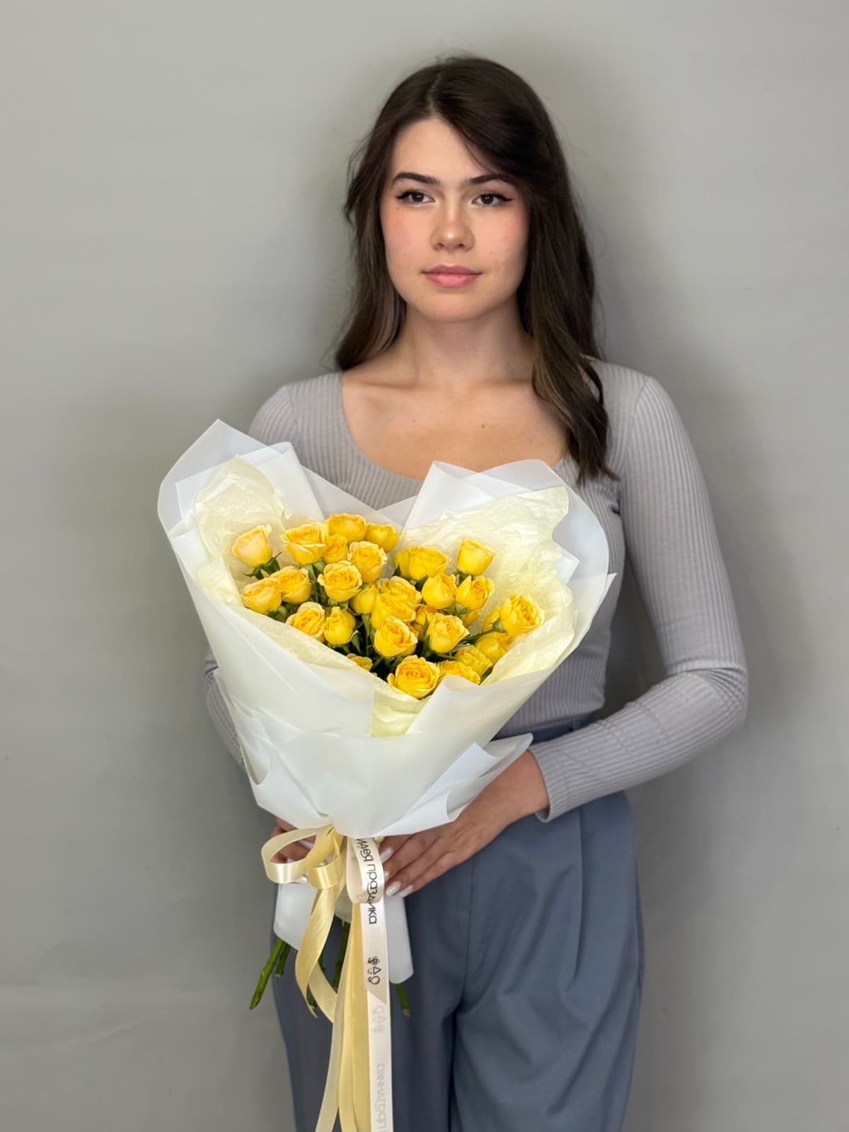 МЕГА АКЦИЯ Классический букет из 7 желтых кустовых роз