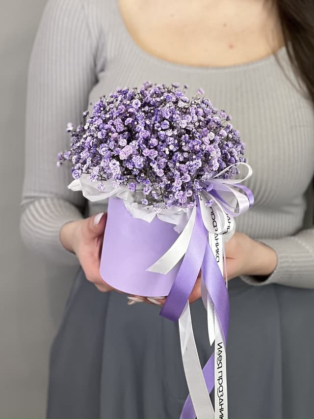 Композиция из гипсофилы в коробке "Lavander" S Композиция из гипсофилы в коробке "Lavander" S