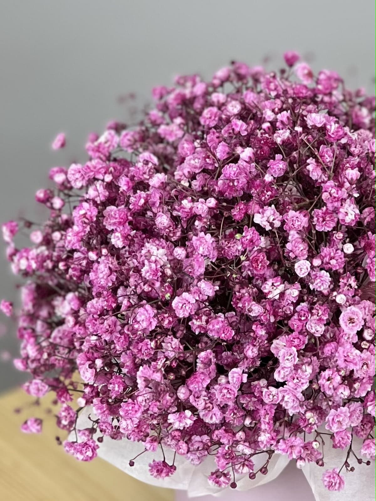 Композиция из гипсофилы в коробке "Pink" S
