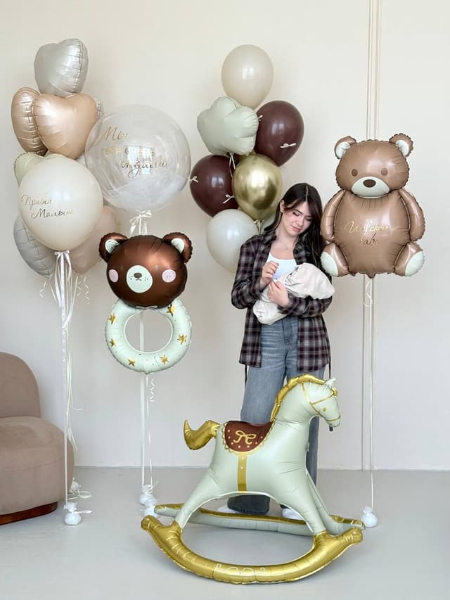 Композиция из шаров «Бежевая мама» Композиция из шаров «Бежевая мама»
