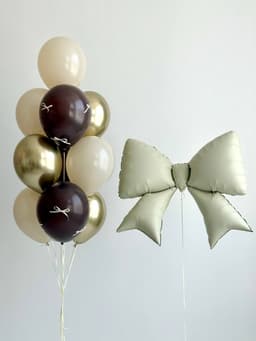 Композиция из шаров «Бежевый бант»