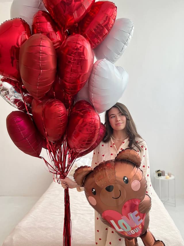 Композиция из шаров «Сердца» Композиция из шаров «Сердца»