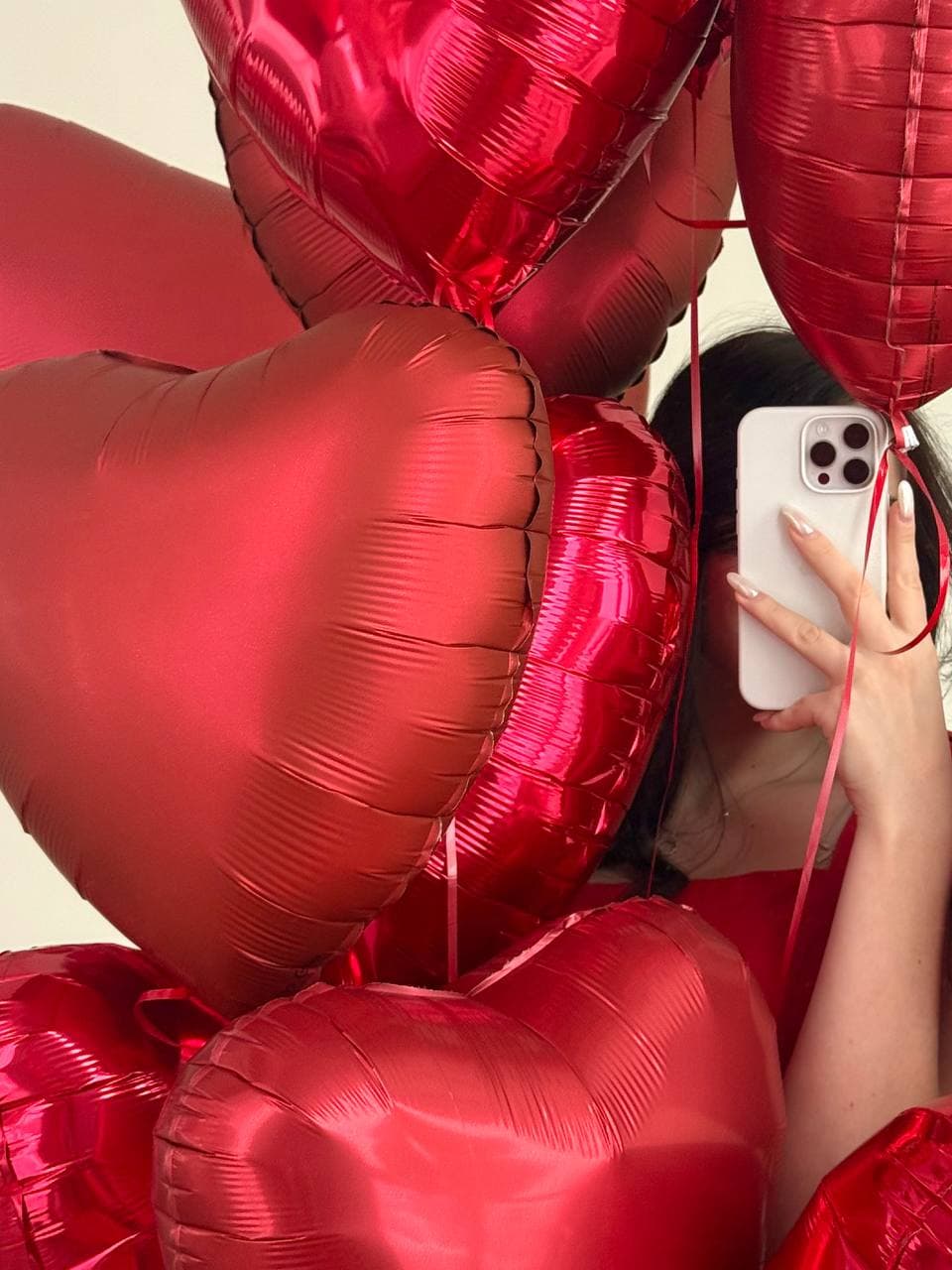 Композиция из шаров «Красные сердца»