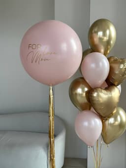 Композиция из шаров «Love mom»