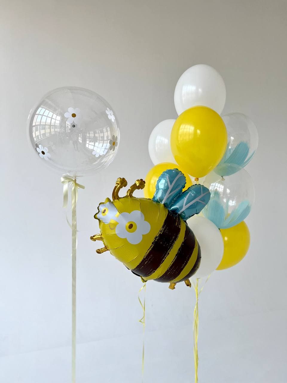 Композиция из шаров «Пчелка»