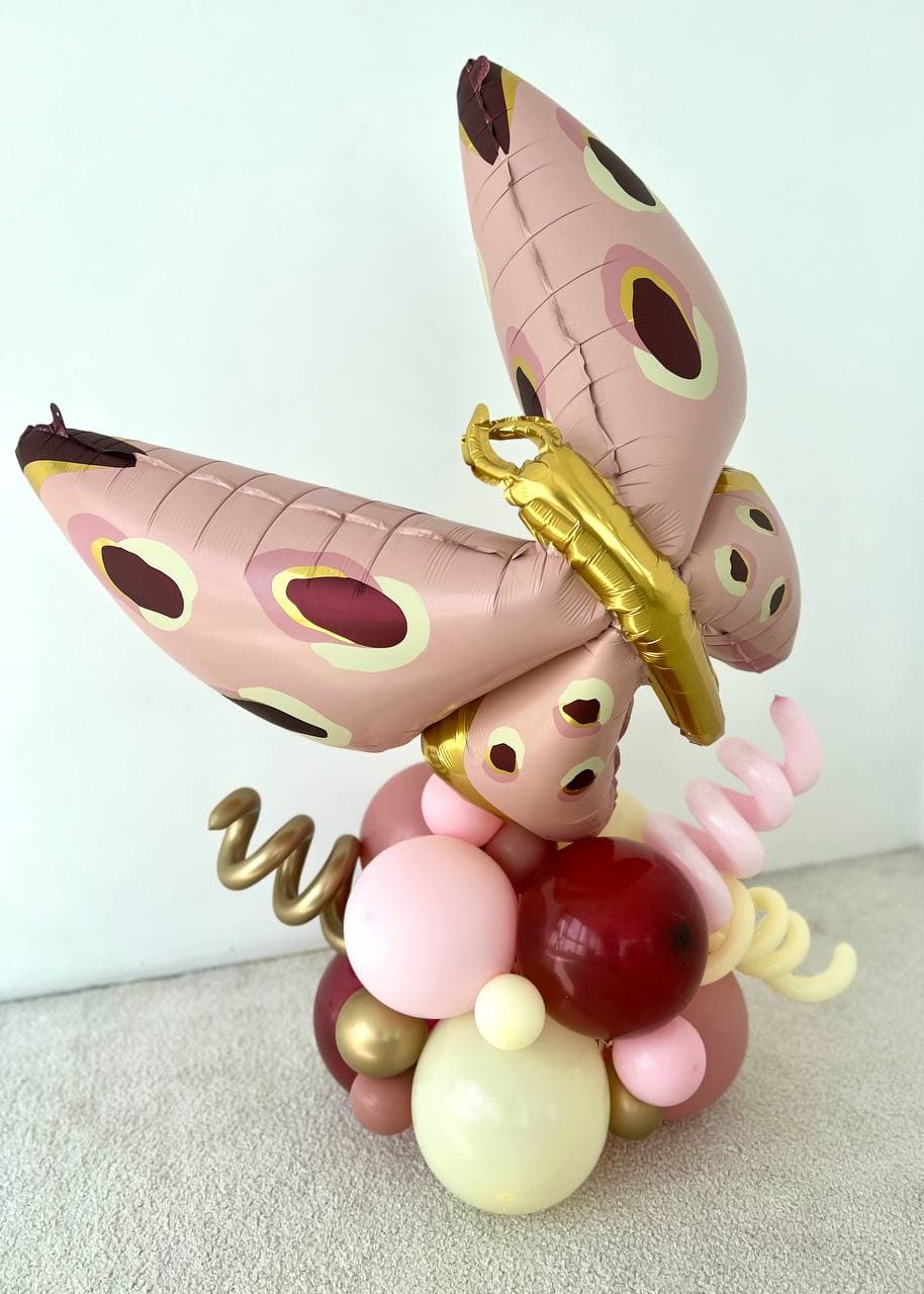 Композиция из шаров с воздухом «Бабочка весенняя» (2)