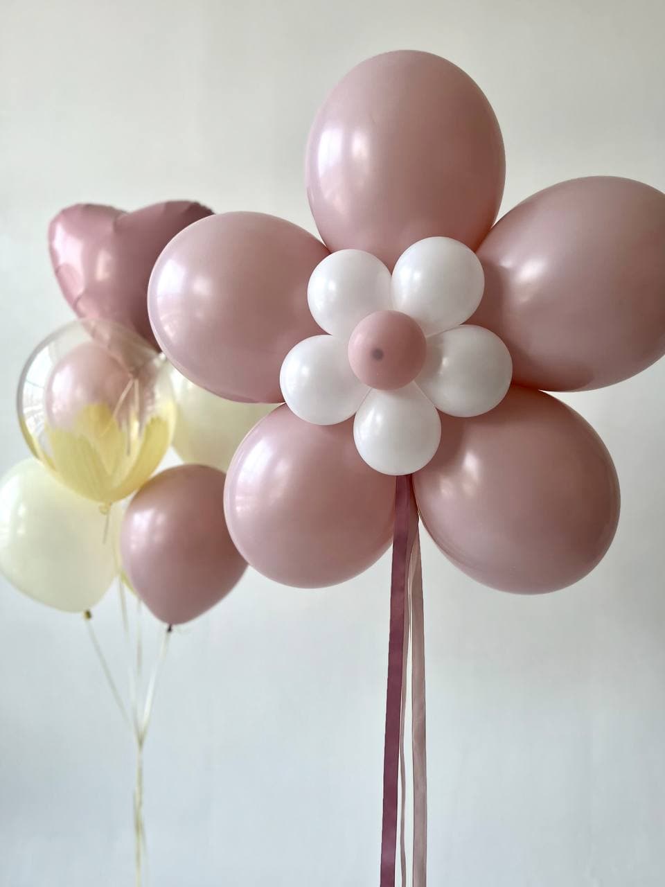 Композиция из шаров «Весеннее утро»