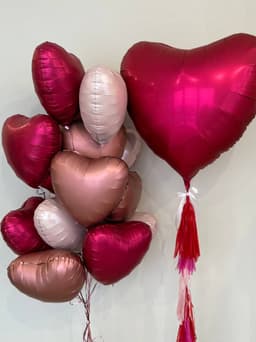 Композиция из шаров «Вишня»