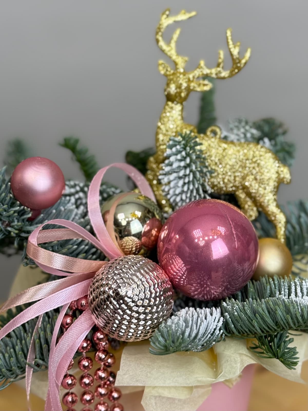 Композиция "Rose gold" в стаканчике