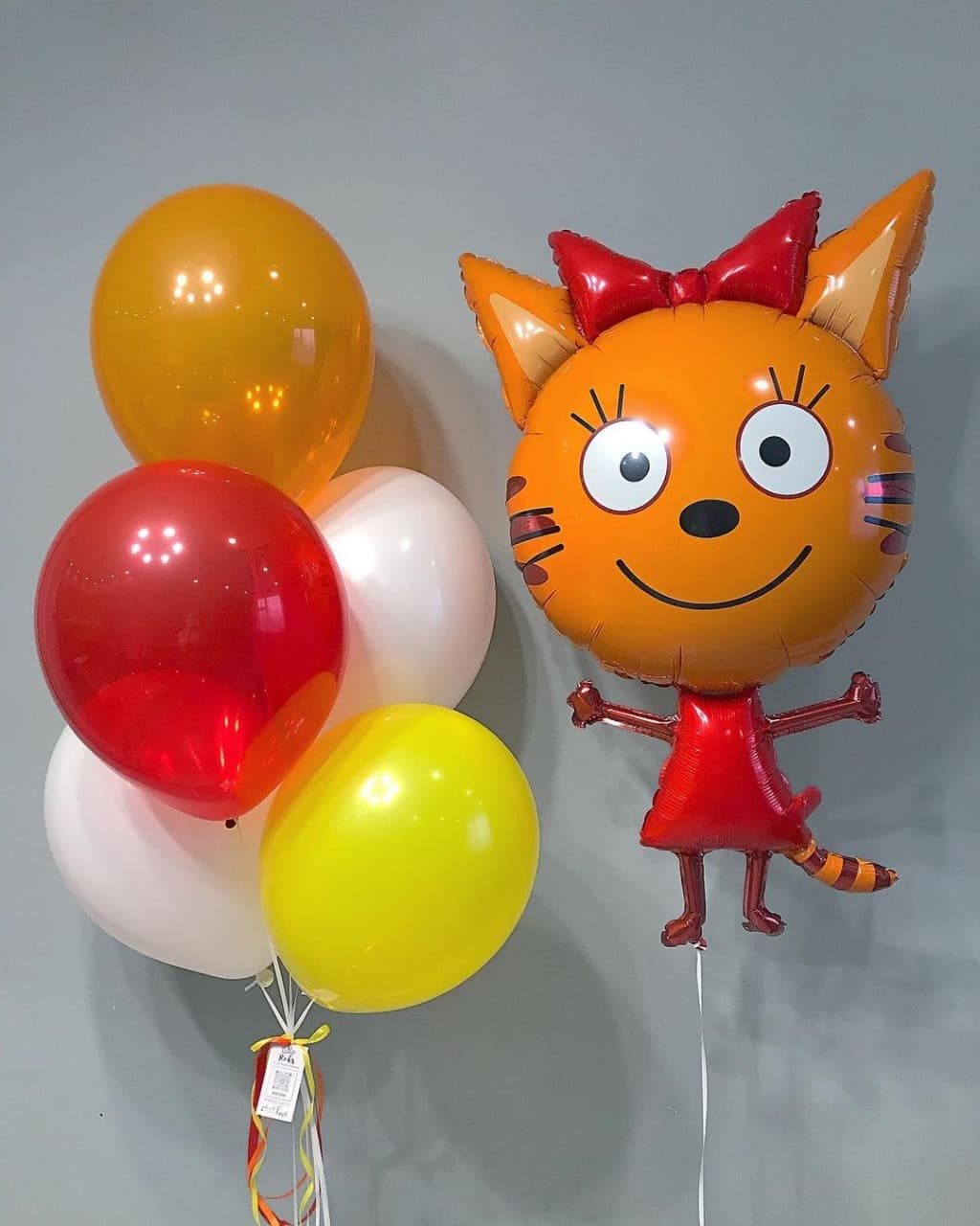 Композиция Три кота "Карамелька"