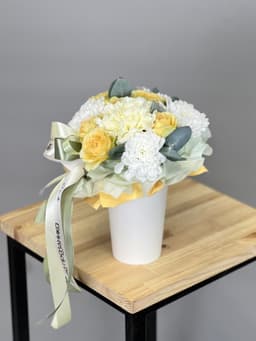 Композиция "Желтенькая" в стаканчике