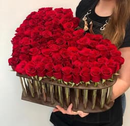 Композиция 101 Эквадорская Роза в пробирках