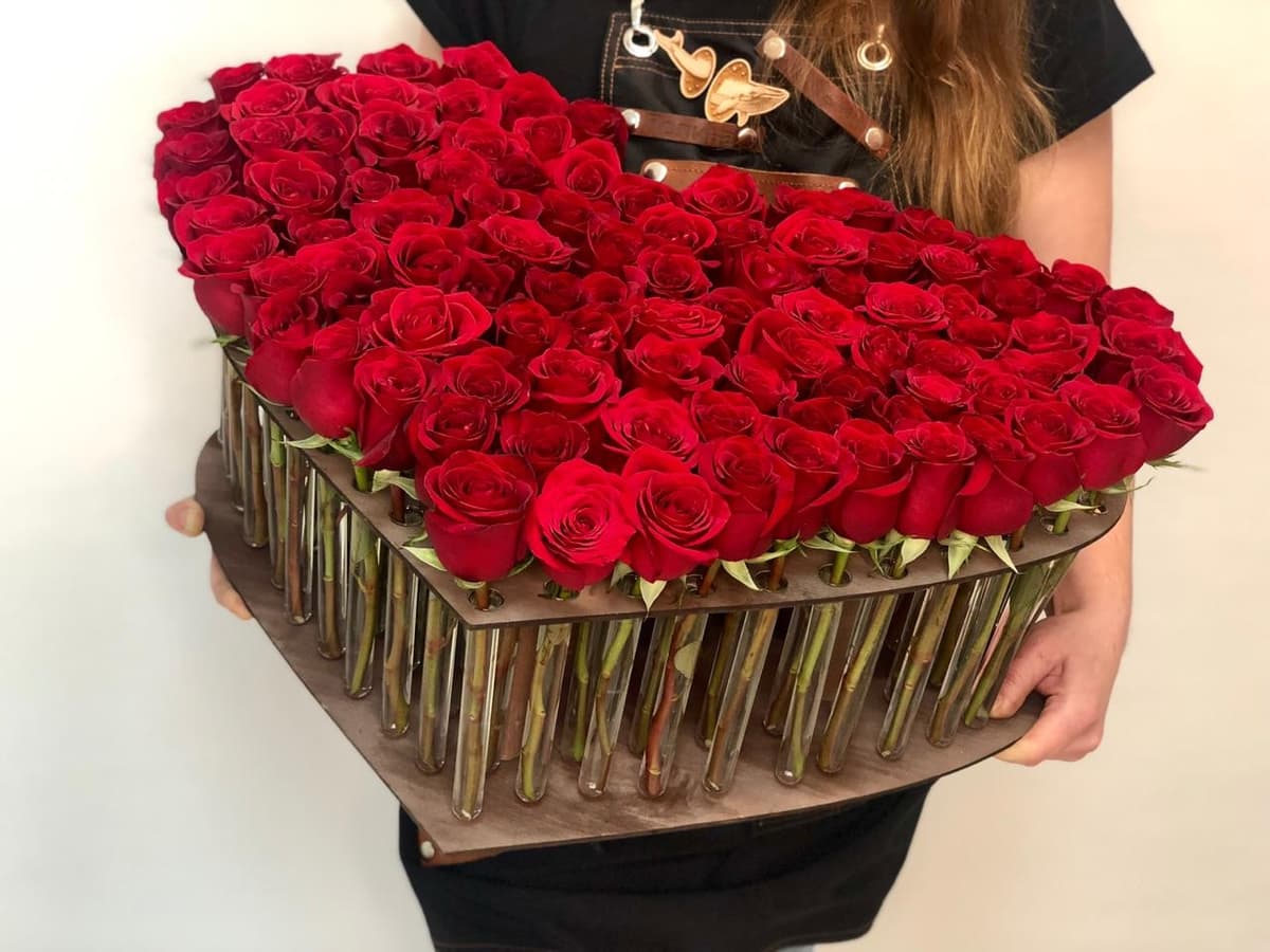 Композиция 101 Эквадорская Роза в пробирках