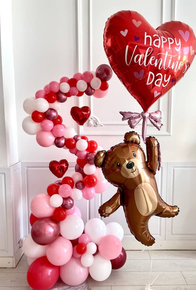 Композиция из шаров «Happy Valentine Day» Композиция из шаров «Happy Valentine Day»