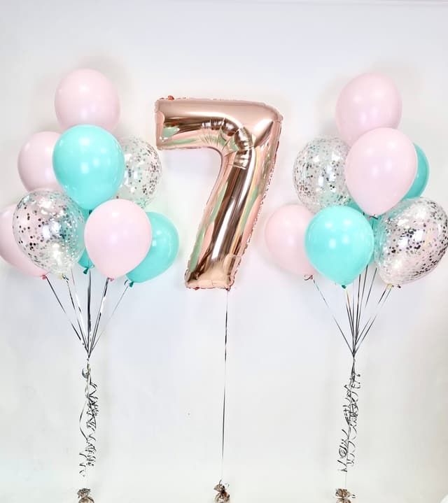 Композиция из шаров "Макарунс" Композиция из шаров "Макарунс"