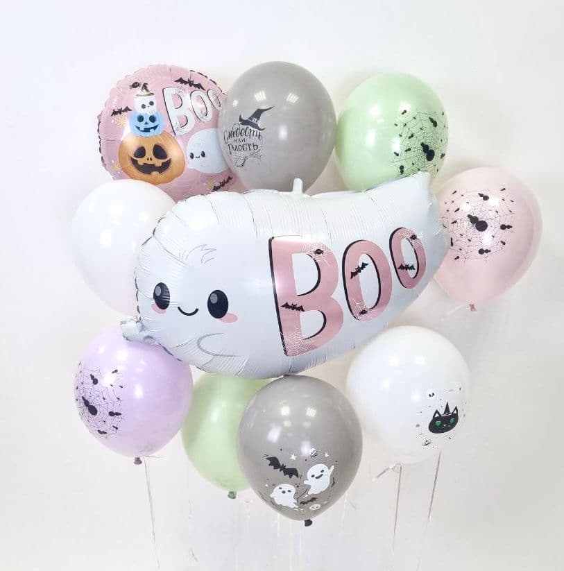 Композиция из шаров на грузах «Милое приведение»