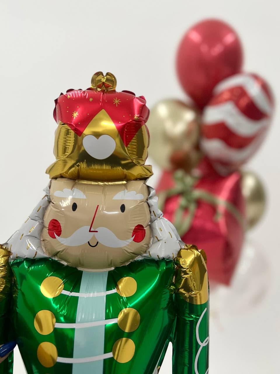 Композиция из шаров «Новогодние игрушки»