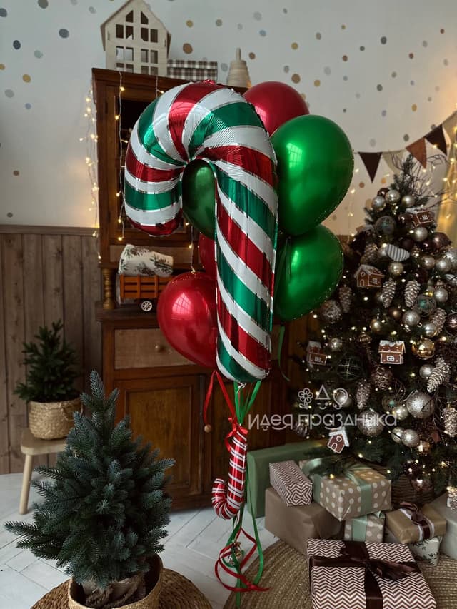 Композиция из шаров «Новогодний леденец» Композиция из шаров «Новогодний леденец»