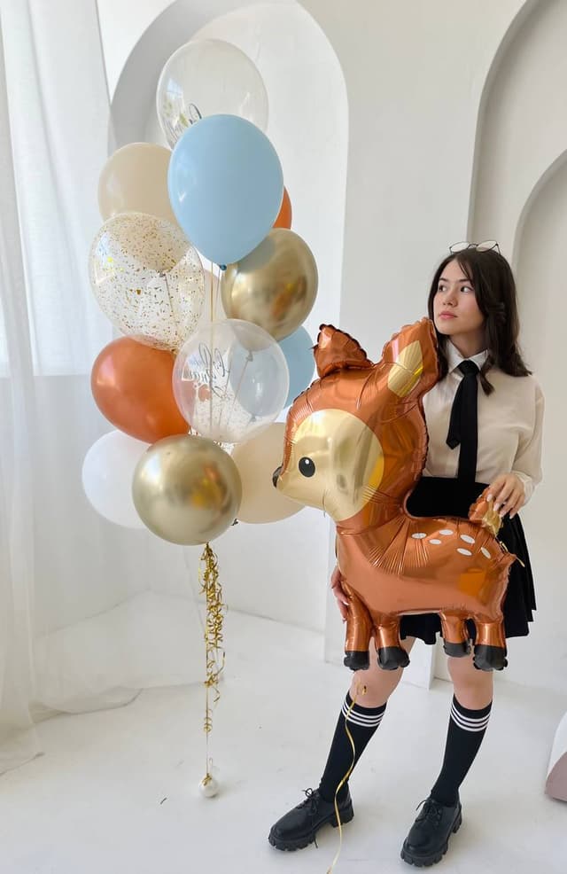 Композиция из шаров "Оленёнок и фонтан" Композиция из шаров "Оленёнок и фонтан"