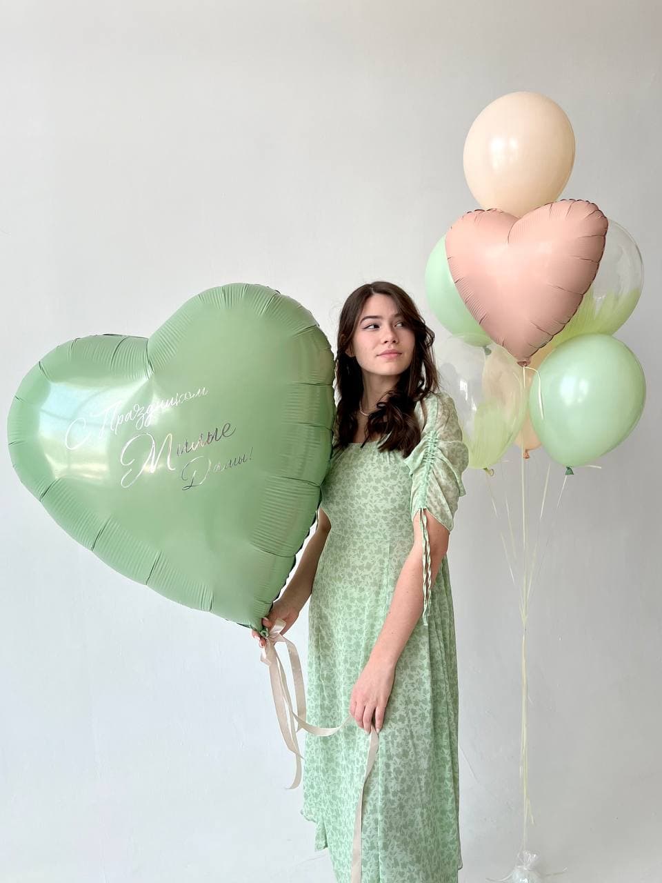 Композиция из шаров «Персики»