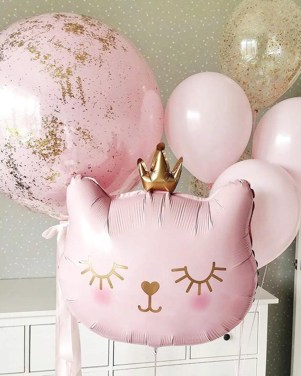 Композиция из шаров "Розовое царство"