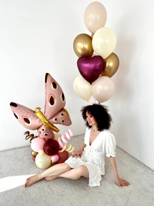 Композиция из шаров с воздухом «Бохо бабочка» Композиция из шаров с воздухом «Бохо бабочка»