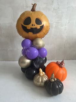 Композиция из шаров с воздухом «Фонарь Джек»