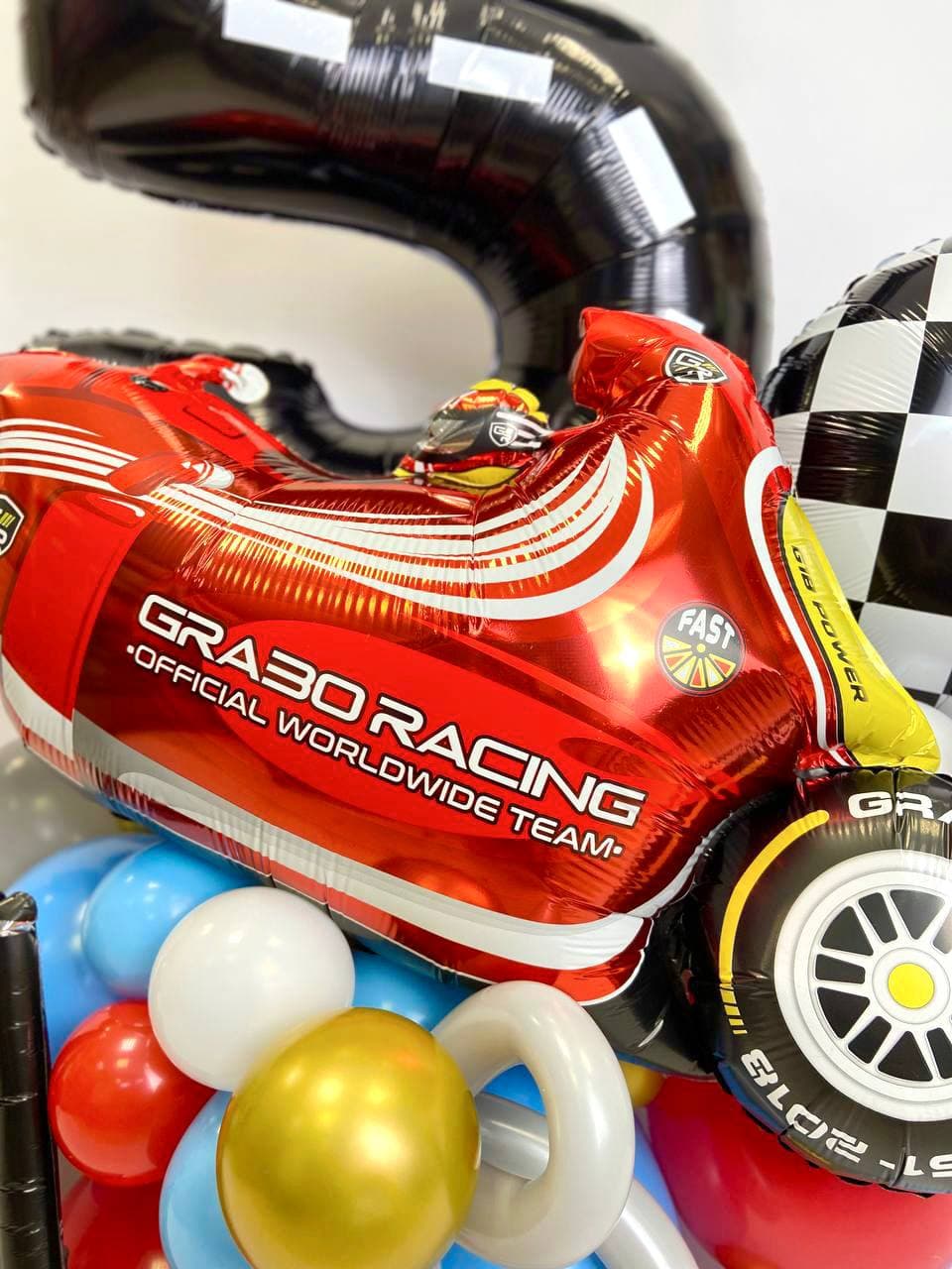 Композиция из шаров с воздухом «Гонка»