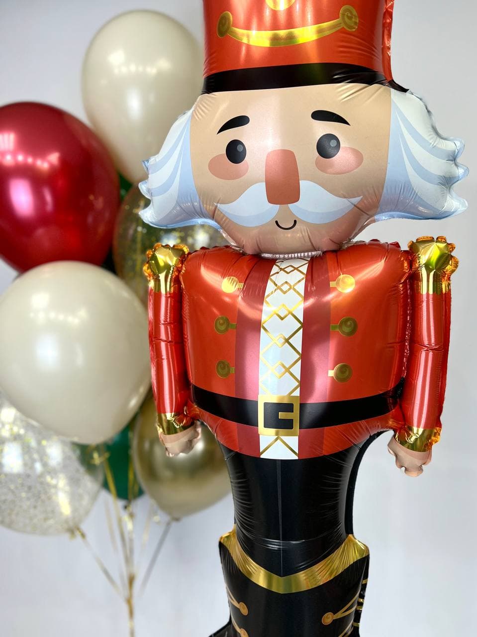 Композиция из Шаров «Щелкунчик»