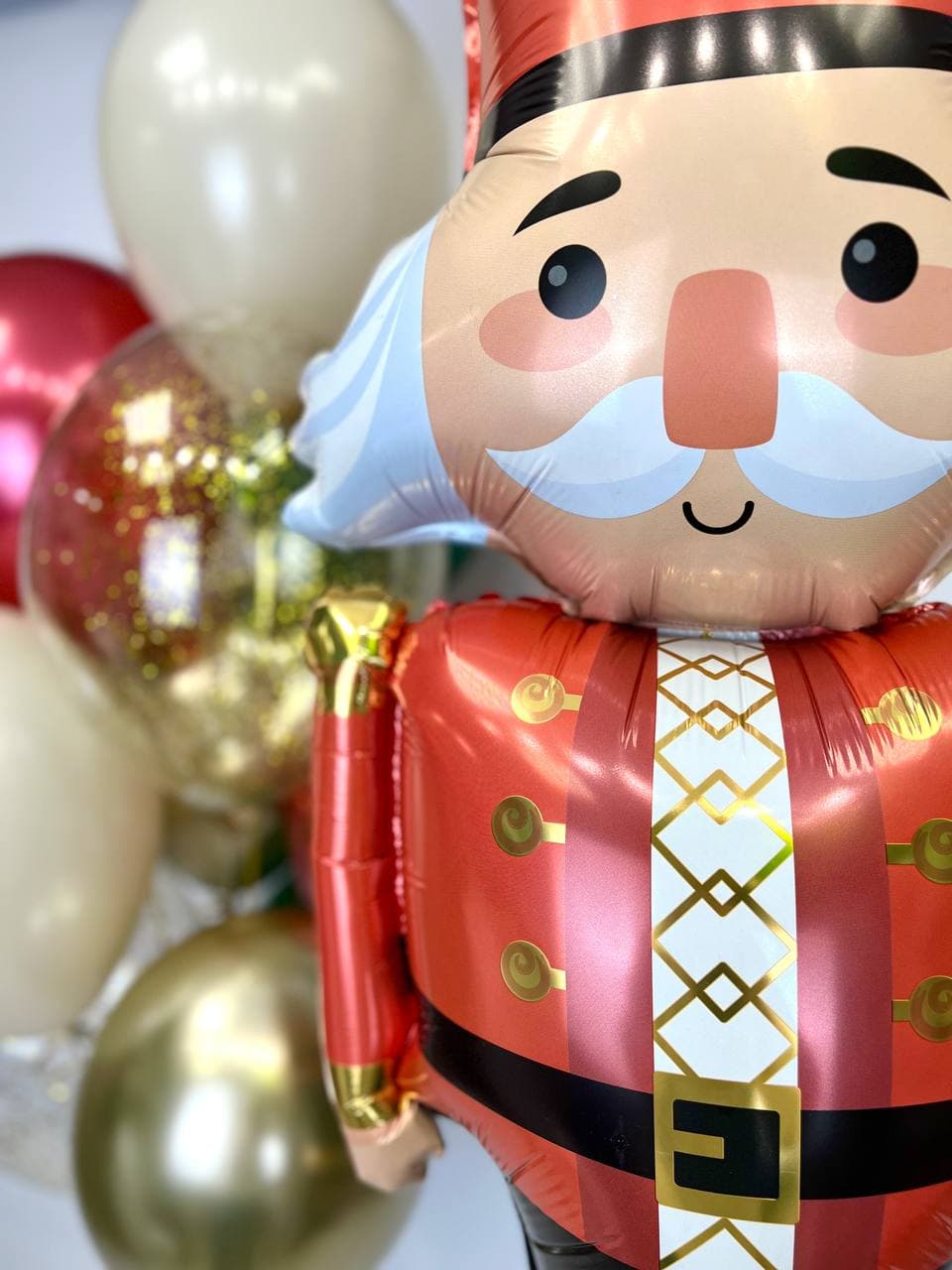 Композиция из Шаров «Щелкунчик»