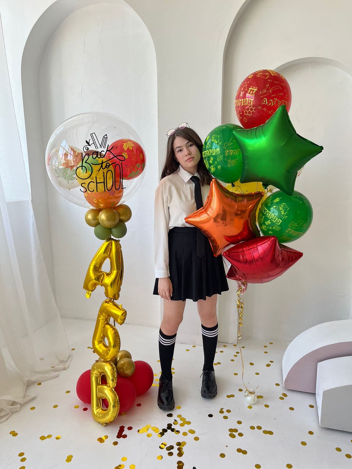 Композиция из шаров "Снова в школу"